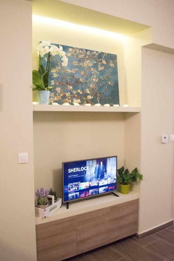 Premium Apartment Lycabettus 3-Bedrooms 아테네 외부 사진